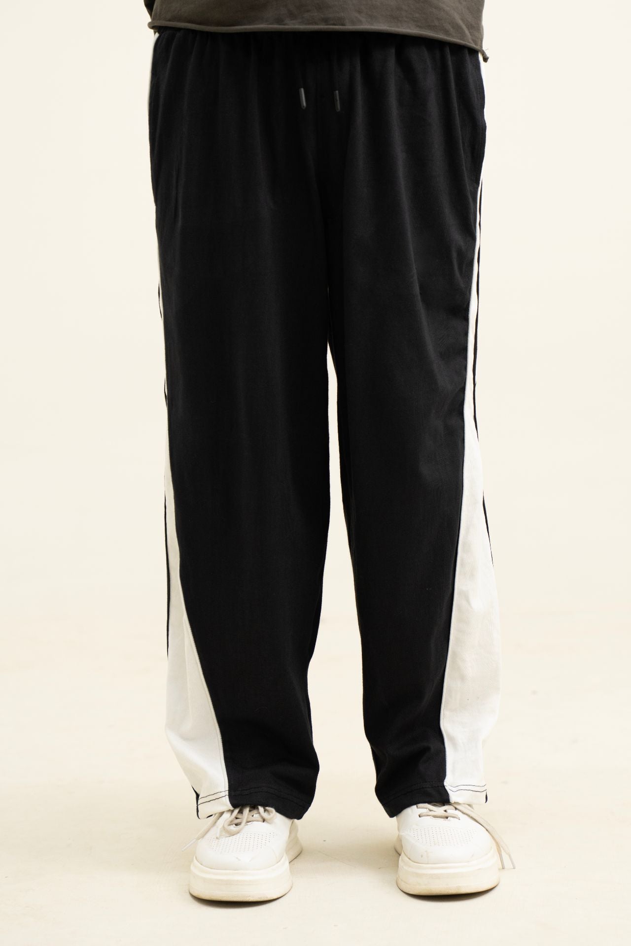 Baggy Fit Black White Panel Trouser